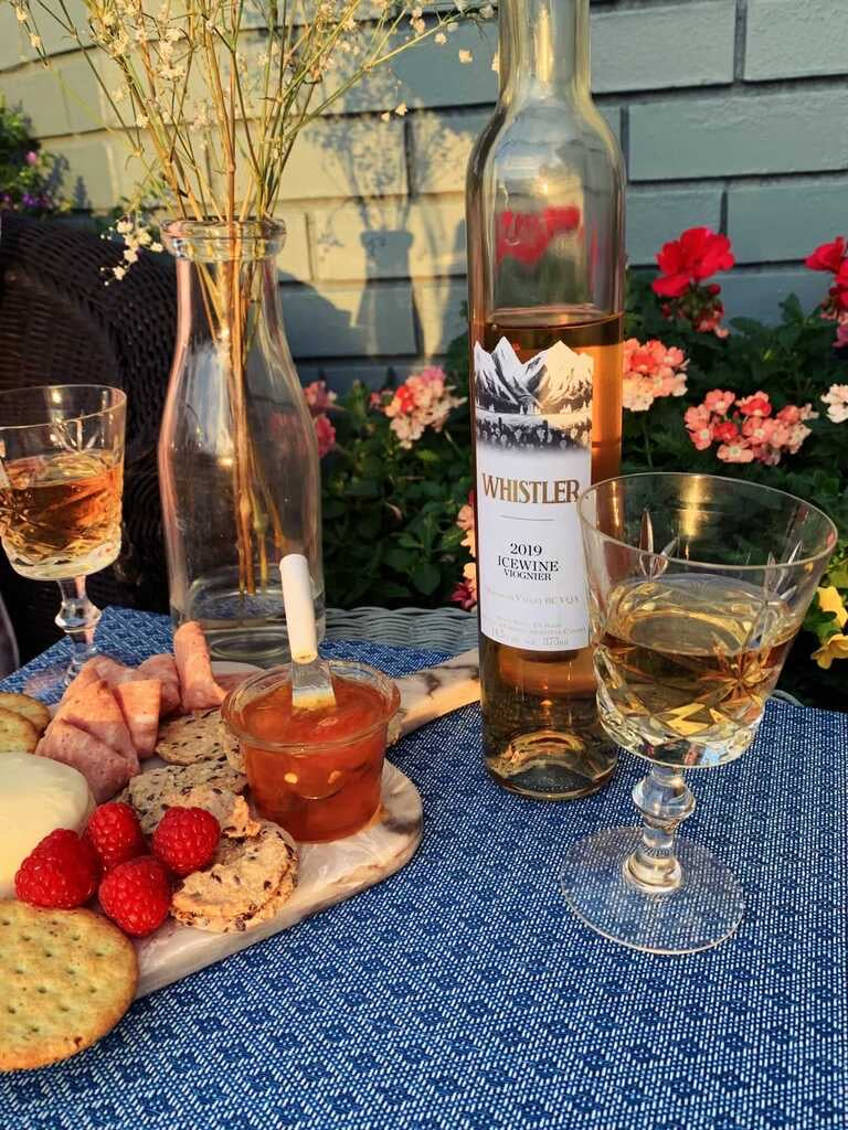 Whistler 2019 Viognier Icewine, 37.5 cl, Okanagan Valley, Canada BC VQA